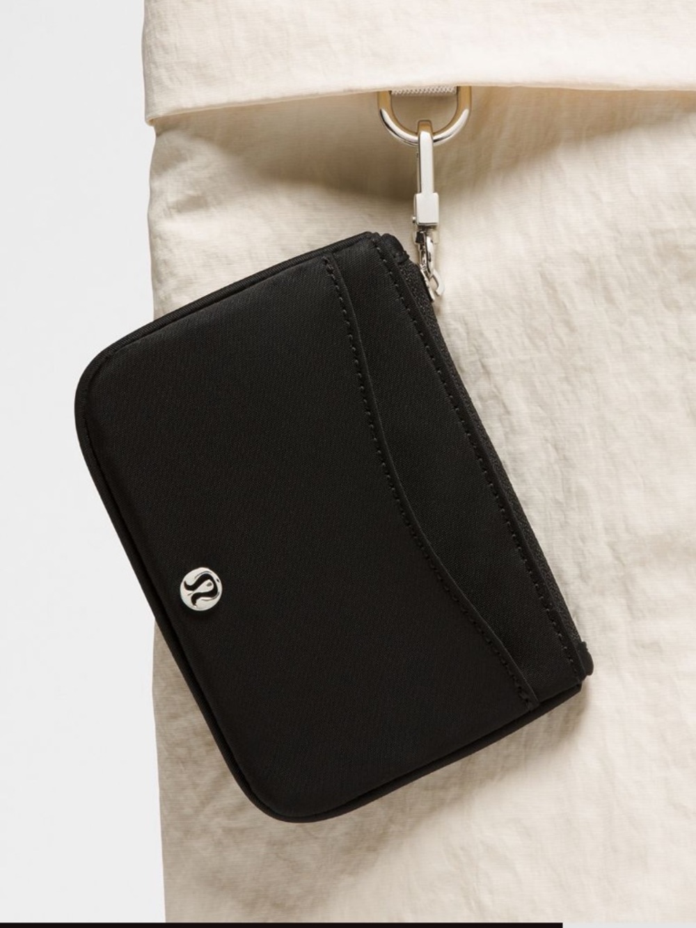 LULULEMON Clippable Card Holder NWT - Picture 3 of 5